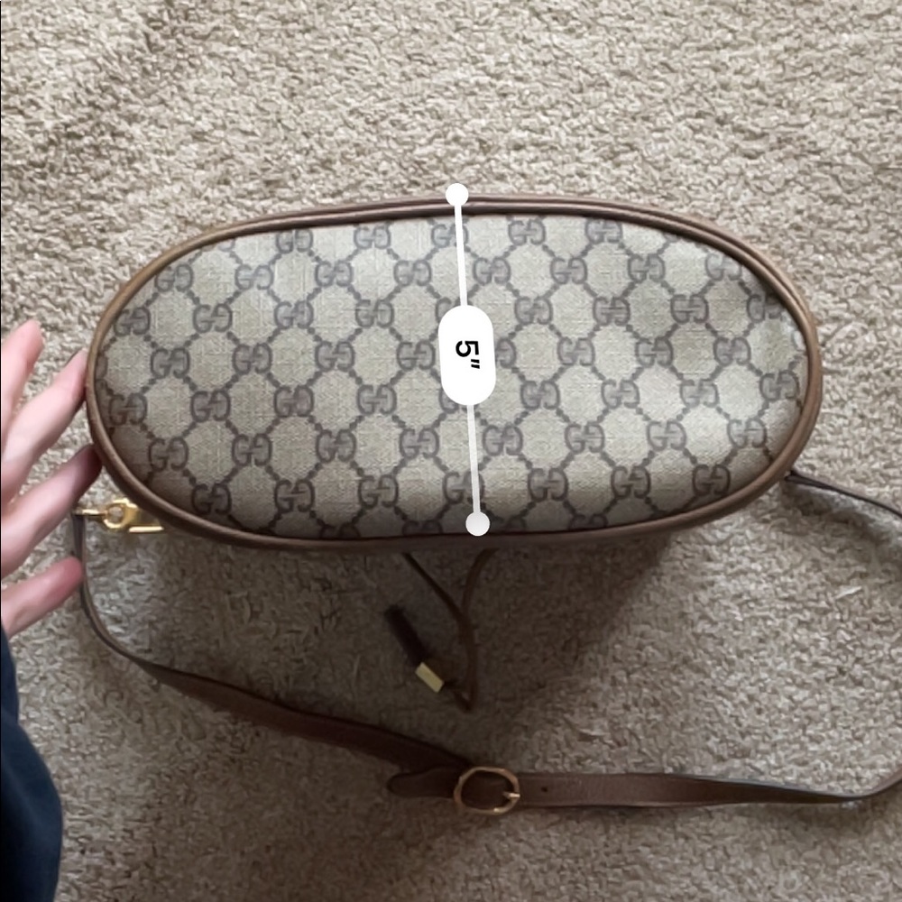 Gucci Vintage Bucket Bag - Picture 16 of 17